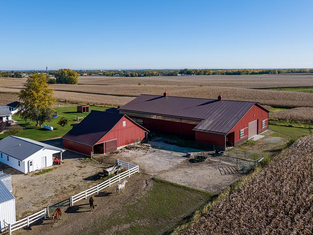 Ivc Builders Atkinson Il Miller Horse Farm Agriculture Building Riding Arena Living Quarters Post Frame 08